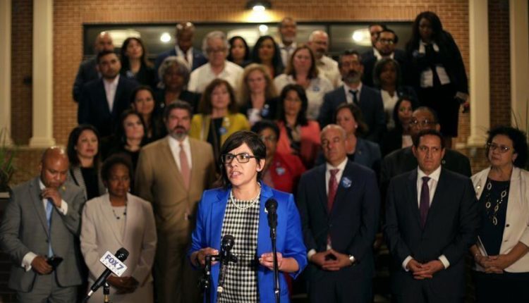 Texas Democrats abandon House floor, blocking passage of voting bill