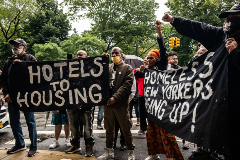 Shelter Residents Challenge de Blasio's Homeless Hotel Clearance Policy in Court