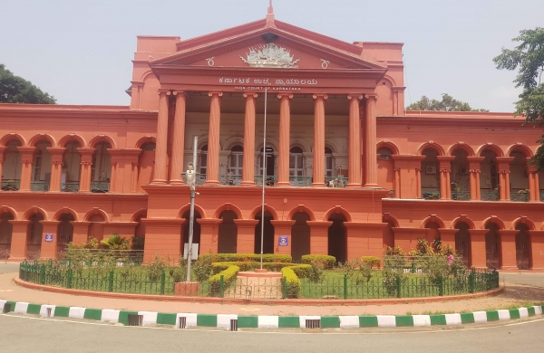 Karnataka HC notice to govt on Covid vaccine for disabled-